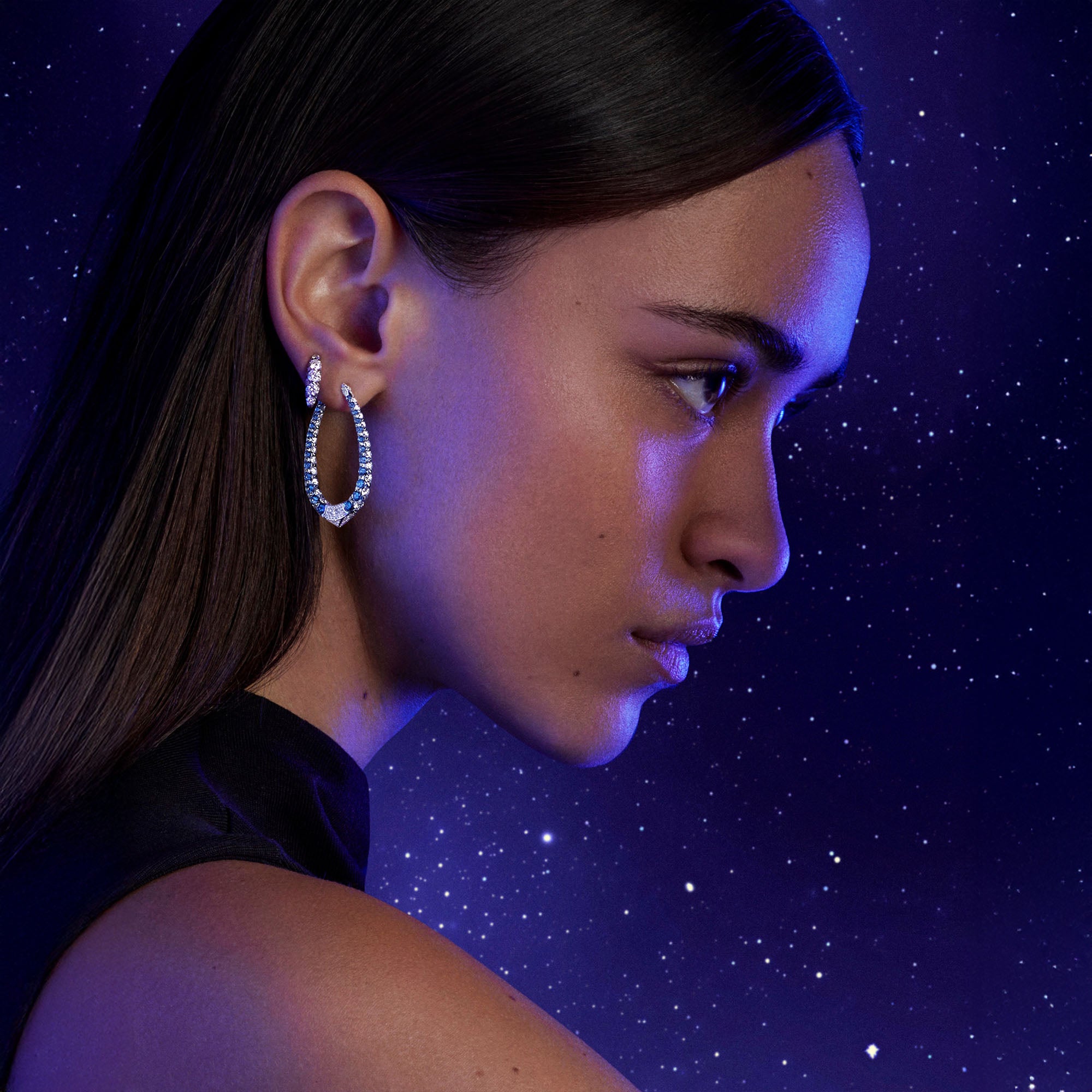 Merveilles Blue Halo - Diamond and Sapphire Medium Earrings