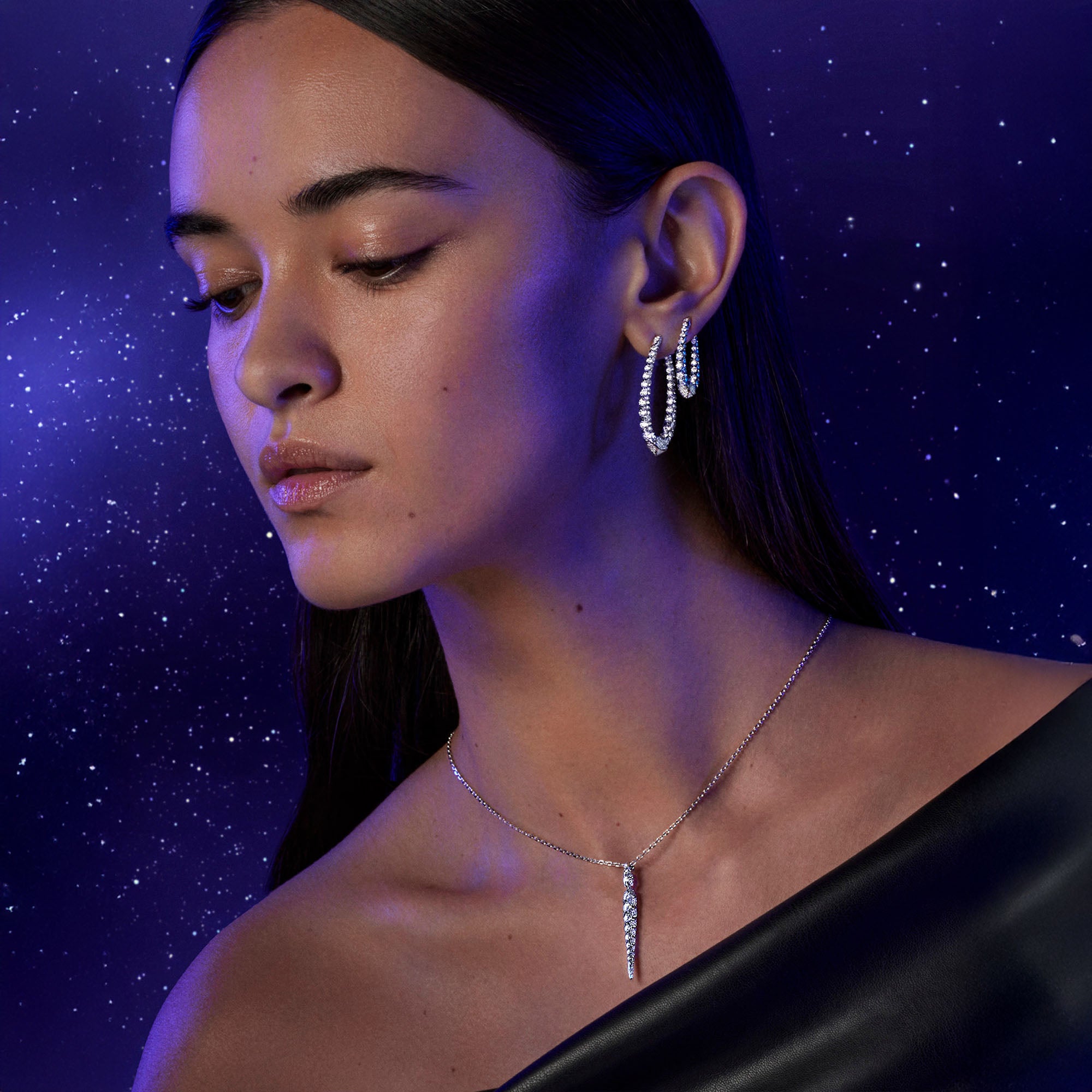 Merveilles Blue Halo - Diamond and Sapphire Small Earrings